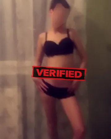 Britney Titten Finde eine Prostituierte Berlare