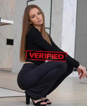 Emma tits Erotic massage Novomykolayivka