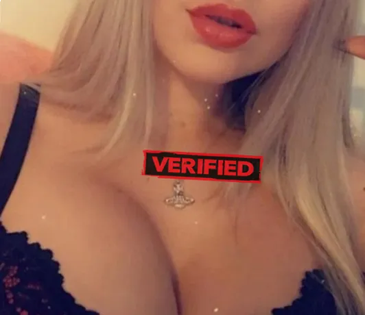 Veronica tits Prostitute Criuleni