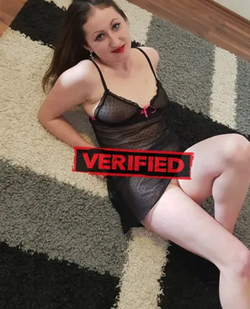 Adrienne ass Find a prostitute Vannes
