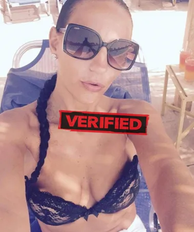Angelina tits Find a prostitute Villaverde del Rio